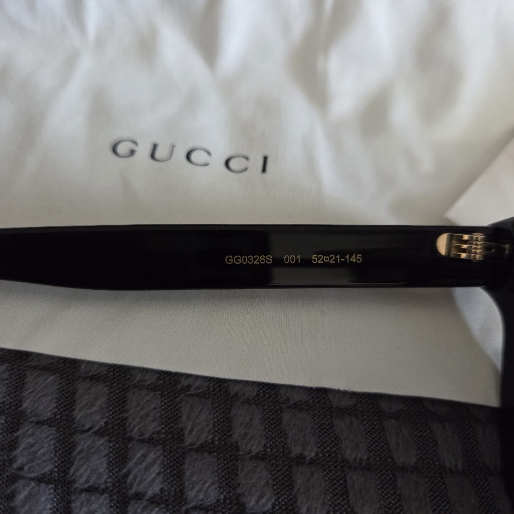 ✨️🔥 EUC Gucci Black Women's Sunglasses🔥 - Picture 10 of 11